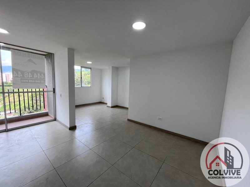 Apartamento en Arriendo en Las Lomitas